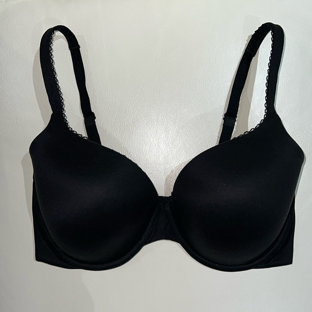 Victoria’s Secret Black Bra Size 34DDD
